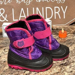Kamik Snowbug Waterproof pull on boots toddler Size 6. New without box.